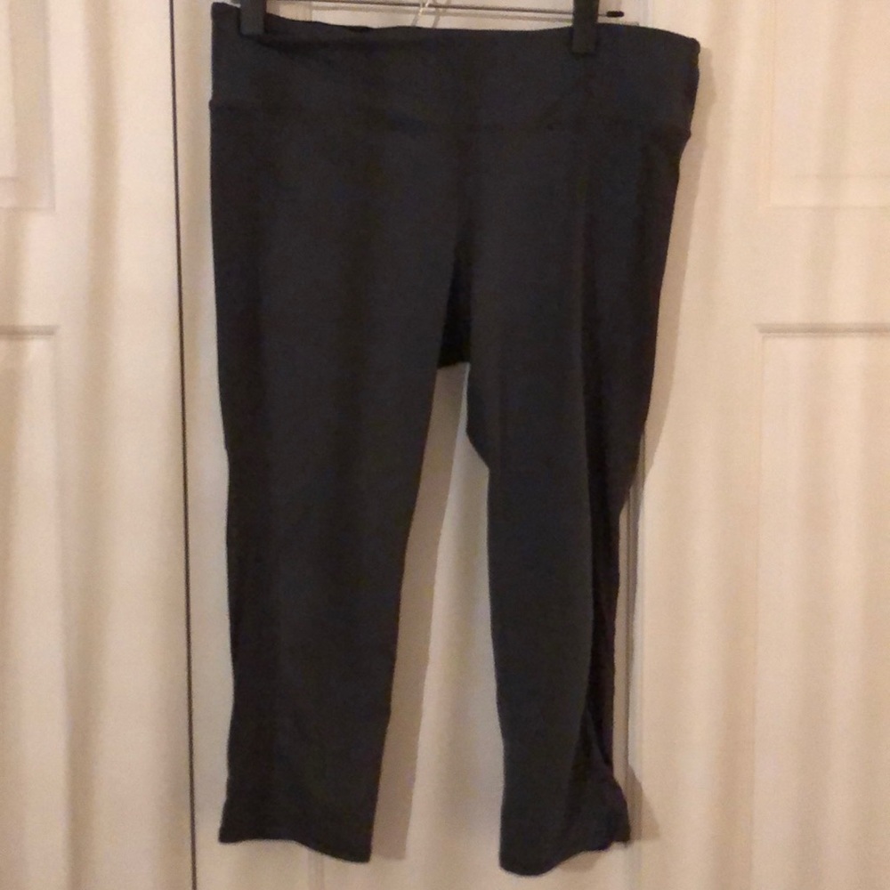 Gray Workout Capri Legging